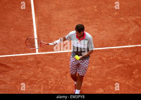 Monte Carlo, Monaco. 16. April 2015. Stan Wawrinka in Aktion gegen Grigor Dimitrov, ATP Tennis Monte-Carlo Rolex Masters im Monte-Carlo Country Club, Monaco gespielt. © Kredit: Jimmy Whhittee/Alamy Live-Nachrichten Stockfoto