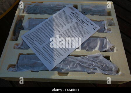 Eine Reihe von Bildern zeigen, Modellbahn, Züge, Lokomotiven, Wagen, Kutschen aus der ganzen Welt in HO und OO messen oder Stockfoto