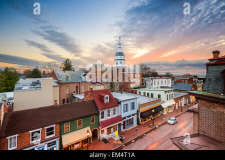 Annapolis, Maryland, USA Innenstadt Blick auf Main Street mit im Repräsentantenhaus. Stockfoto