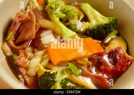 Roast Pork Chop Suey, ein Renaissance-Antiqua chinesischen/amerikanischen Gericht Stockfoto