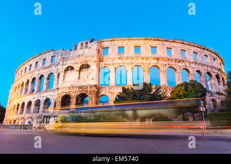 Antike römische Amphitheater; Pula, Kroatien Stockfoto