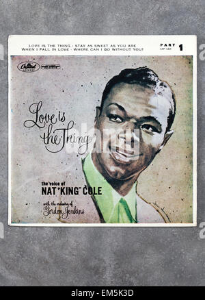 Liebe ist die Sache 7 Inch Vinyl-Schallplatte von Nat King Cole Stockfoto