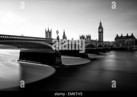 Big Ben ist der Spitzname für die große Glocke der Uhr auch bekannt als Uhrturm und Elizabeth Tower. Stockfoto