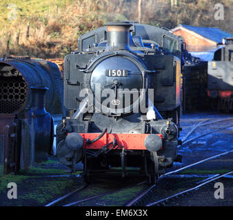 Pannier Tank 1501 am Motor Bridgnorth Lokschuppen am Severn Valley Railway, England, Europa Stockfoto