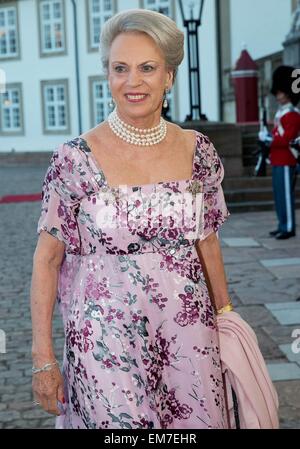 Fredensborg, Dänemark. 16. April 2015. Dänische Prinzessin Benedikte während der Feierlichkeiten der HM Königin Margrethe 75. Geburtstag Abendessen im Fredensborg Palast Credit: Dpa picture-Alliance/Alamy Live News Stockfoto