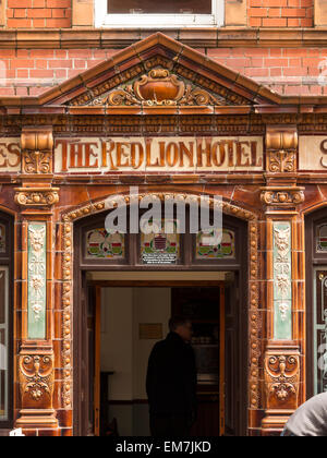 Das Red Lion Hotel, Vintage Kneipe, im The National Straßenbahnmuseum Crich, Derbyshire, UK. genommen 04.06.2015 Stockfoto