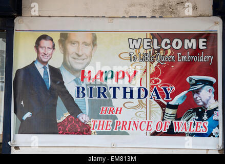 Happy Birthday to Prince Charles Poster in Fort Kochi, Kerala Indien Stockfoto