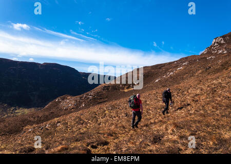 Wanderer in der Nähe von Maghera, Ardara, County Donegal, Irland Stockfoto