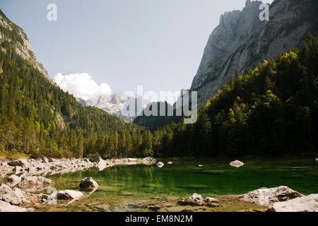 Gosaulacke Mit Dachsteingletscher Und Gosaukamm, Gosau, Oberösterreich, Österreich Stockfoto