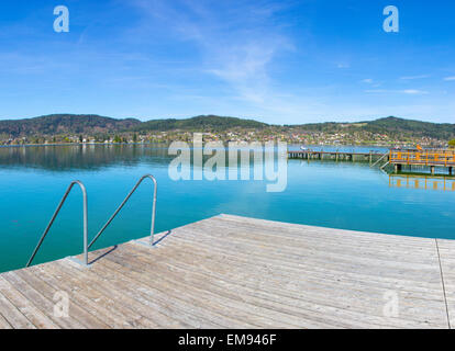 Lake Woerth Aussicht vom Strand Maria Woerth Stockfoto