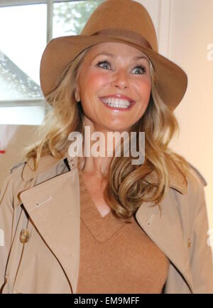 Das 2014 Hamptons International Filmfestival - "ein Gespräch mit... Laura Dern "Event Featuring: Christie Brinkley Where: East Hampton, New York, USA bei: 11. Oktober 2014 Stockfoto