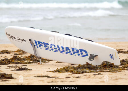 Rettungsschwimmer Surfbrett am Strand von Manly, Sydney, Australien. Stockfoto