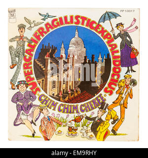 Ein Childrens Vinyl-Platte namens Supercalifragilisticexpialidocius auf weißem Hintergrund Stockfoto