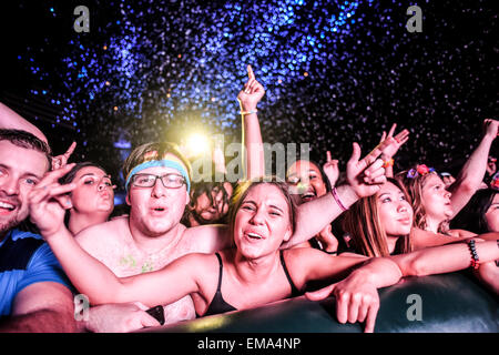 State College, Pennsylvania, USA. 10. April 2015. DJ STEVE AOKI während einer live Performance im Bryce Jordan Center an der Penn State University. © Akash Ghai/ZUMA Wire/ZUMAPRESS.com/Alamy Live-Nachrichten Stockfoto