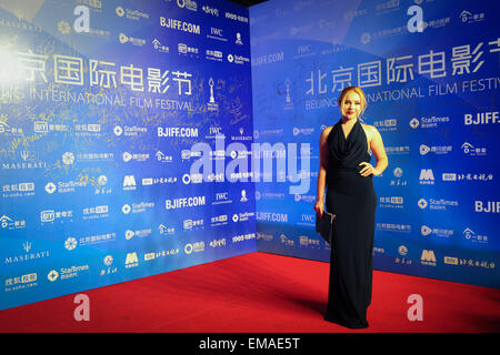 Peking, China. 18. April 2015. Schauspielerin des 'The fallen' Florenz Pugh besucht die Premiere des Films im Rahmen des 5. Beijing International Film Festival in Peking, Hauptstadt von China, 18. April 2015. © Li Renzi/Xinhua/Alamy Live-Nachrichten Stockfoto