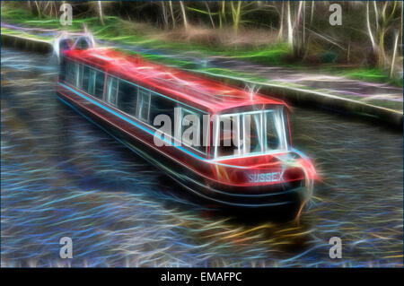 Narrow Boat "Sussex" unten verriegeln, Rochdale Kanal, Sowerby Bridge, West Yorkshire, England, UK, Europa Stockfoto