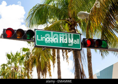 Lincoln Road Mall Straßenschild liegt in Miami Beach Stockfoto