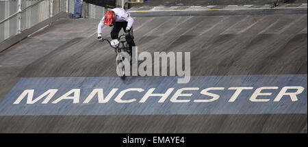 Manchester, UK. 18. April 2015. UCI BMX Supercross Worldcup. Tag eins. Bildnachweis: Aktion Plus Sport/Alamy Live-Nachrichten Stockfoto