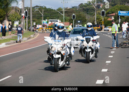 Sydney, Australien. 19. April 2015. ANZAC Gedenk- und hundertjährige März auf Pittwater Straße seine feiern 100 Jahre des ANZAC (Australien und Neuseeland Armee-Korps) Alamy live-News Credit: Martin Beere/Alamy Live News Stockfoto