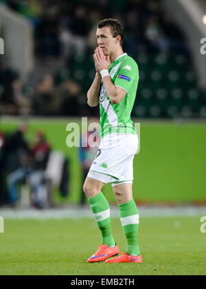 Wolfsburg, Deutschland. 16. April 2015. Wolfsburgs Ivan Perisic reagiert während der UEFA Europa League Viertel Finale VfL Wolfsburg Vs SSC Napoli in Wolfsburg, Deutschland, 16. April 2015. Foto: Thomas Eisenhuth/Dpa - NO-Draht-SERVICE-/ Dpa/Alamy Live News Stockfoto