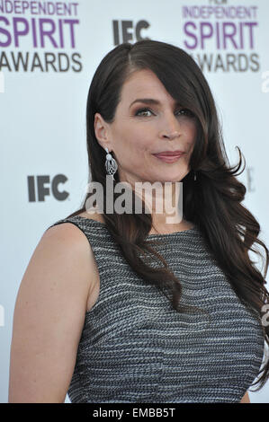 SANTA MONICA, CA - 25. Februar 2012: Julia Ormond bei der 2012 Film Independent Spirit Awards am Strand in Santa Monica, CA. 25. Februar 2012 Santa Monica, Kalifornien Stockfoto