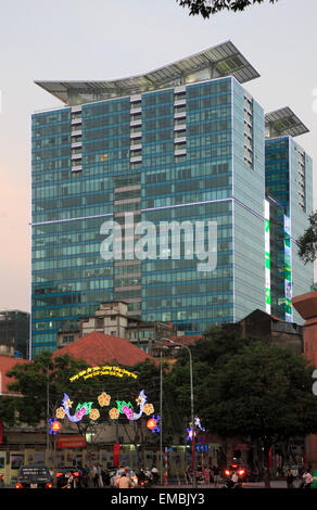 Vietnam, Ho Chi Minh Stadt, Saigon, Vincom-Center, Wolkenkratzer, Stockfoto