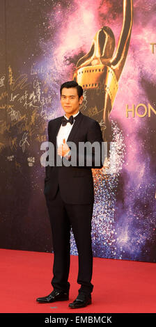 Hong Kong, China. 19. April 2015. Schauspieler Eddie Peng Yuyan stellt bei der 34. Hong Kong Film Awards in Hongkong, Südchina, 19. April 2015. Bildnachweis: Huang Quentin/Xinhua/Alamy Live-Nachrichten Stockfoto