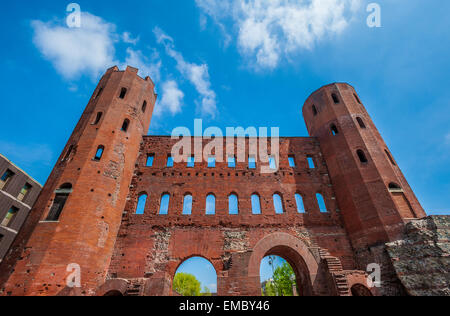 Italien Piemont Turin Ansicht von Turin Porte Palatine, (Roman) wiederhergestellt Stockfoto