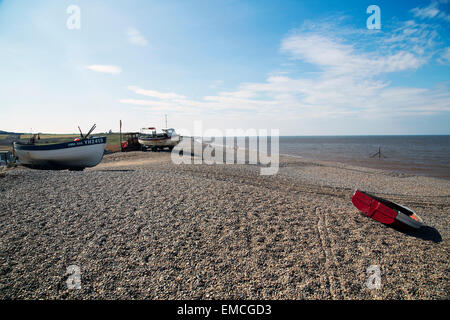 Boote am Strand von weybourne Stockfoto