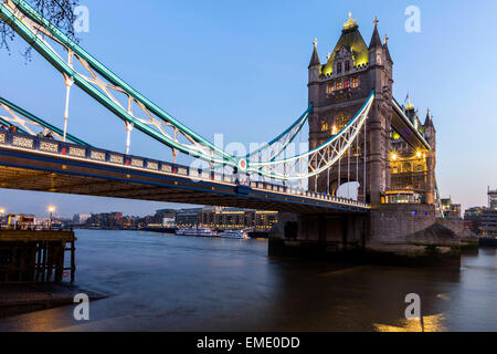 Die Tower Bridge in London, Großbritannien Stockfoto