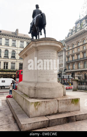 Statue von Marschall Ferdinand Foch, Allied General des ersten Weltkriegs, Victoria, London Stockfoto