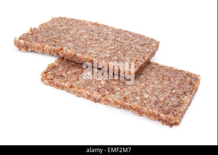 Echte deutsche Vollkorn Roggenbrot Scheiben isoliert auf weiss Stockfoto