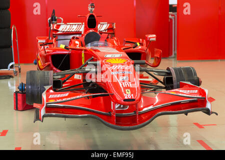 ISTANBUL, Türkei - 26. Oktober 2014: F1-Auto in der Garage der Ferrari Racing Days in Istanbul Park Rennstrecke Stockfoto