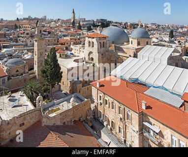 Jerusalem - Ausblick über die Altstadt mit der Kirche des Heiligen Grabes. Stockfoto