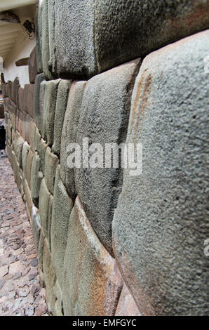 Inca Wand in der erzbischöfliche Palast in Cusco Peru. Stockfoto