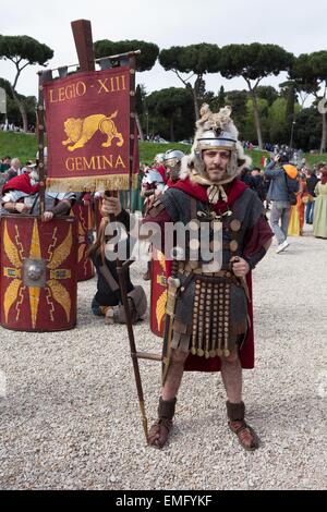 Rom, Italien. 19. April 2015. Geburt von Rom Festival 2015 Credit: Corina Daniela Obertas/Alamy Live-Nachrichten Stockfoto