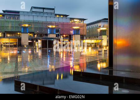 Millennium Square im Zentrum Stadt von Bristol, UK Stockfoto