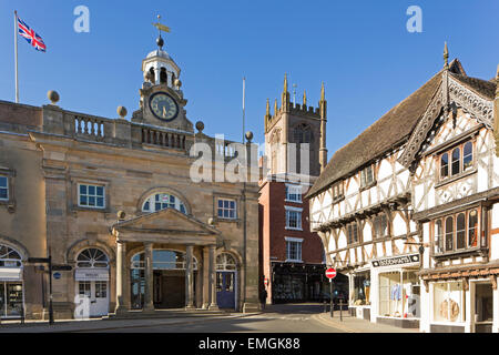 Broad Street Fachwerkbauten und Buttercross, Ludlow, Shropshire, England, UK Stockfoto