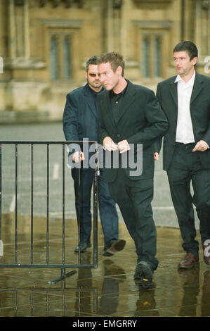 Sean Pertwee Hochzeit. Ankunft in der Kirche. Stockfoto