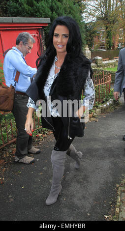 Katie Price spricht auf der Isle Of Wight Literaturfestival.  Mitwirkende: Katie Price wo: London, Vereinigtes Königreich bei: 17. Oktober 2014 Stockfoto