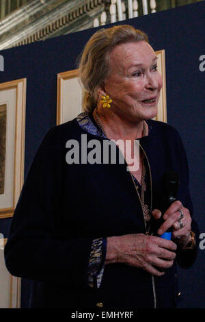 Turin, Italien. 21. April 2015. Prinzessin Maria von Savoyen bei einem Besuch in der Turins Königspalast anlässlich der Heiligen Grabtuch Ausstellung Gabriella. © Elena Aquila/Pacific Press/Alamy Live-Nachrichten Stockfoto