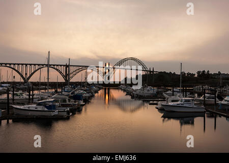 Yaquina Brücke in Newport, Oregon. Stockfoto