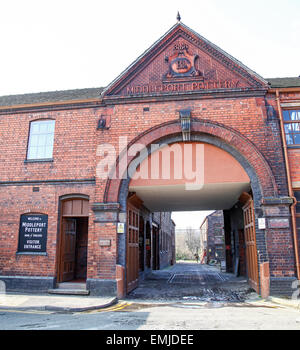 Der Eingang zum Burleigh Middleport Keramikfabrik Stoke Staffordshire England UK Stockfoto