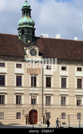 Österreich, Wien, Hofburg, Schloss, In der Burg, Hof, Uhr, Sonnenuhr, Stockfoto