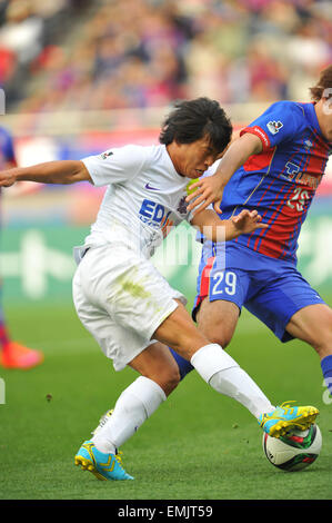 Tokio, Japan. 18. April 2015. Hisato Sato (Sanfrecce) Fußball: 2015 J1 Liga 1. Etappe Match zwischen F.C. Tokyo 1-2 Sanfrecce Hiroshima Ajinomoto-Stadion in Tokio, Japan. © AFLO/Alamy Live-Nachrichten Stockfoto