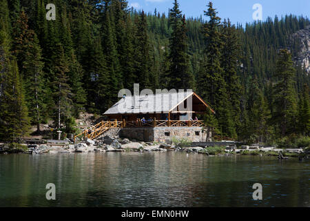 Teehaus am Lake Agnes in der Nähe von Lake Louise, Kanada Stockfoto