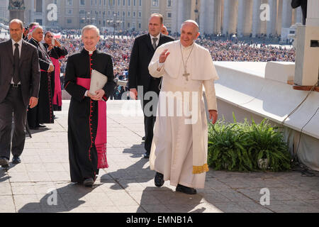 Vatikan-Stadt. 22. April 2015. Franziskus, Generalaudienz vom 22. April 2015 Credit: wirklich einfach Star/Alamy Live-Nachrichten Stockfoto