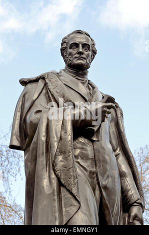 London, England, Vereinigtes Königreich. Statue: Lord William George Frederick Cavendish-Scott-Bentinck (Politiker: 1802-48) in Cavendish Square Stockfoto