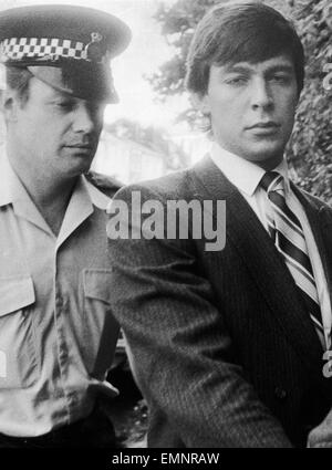 Jeremy Bamber wird Blei in Chelmsford Crown Court zu Beginn seines Prozesses. Bamber war aufgeladen und schuldig des Mordes an seiner Adoptiveltern, seine Schwester Shelia und ihr sechs Jahre alten Zwillingen am Bauernhof der Familie Zuhause von White House. 6. Oktober 1986 Stockfoto