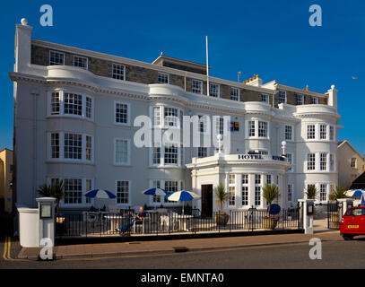 Regency Fassade des Hotel Riviera an der Esplanade in Sidmouth ein Badeort im Süden Devon England UK Stockfoto